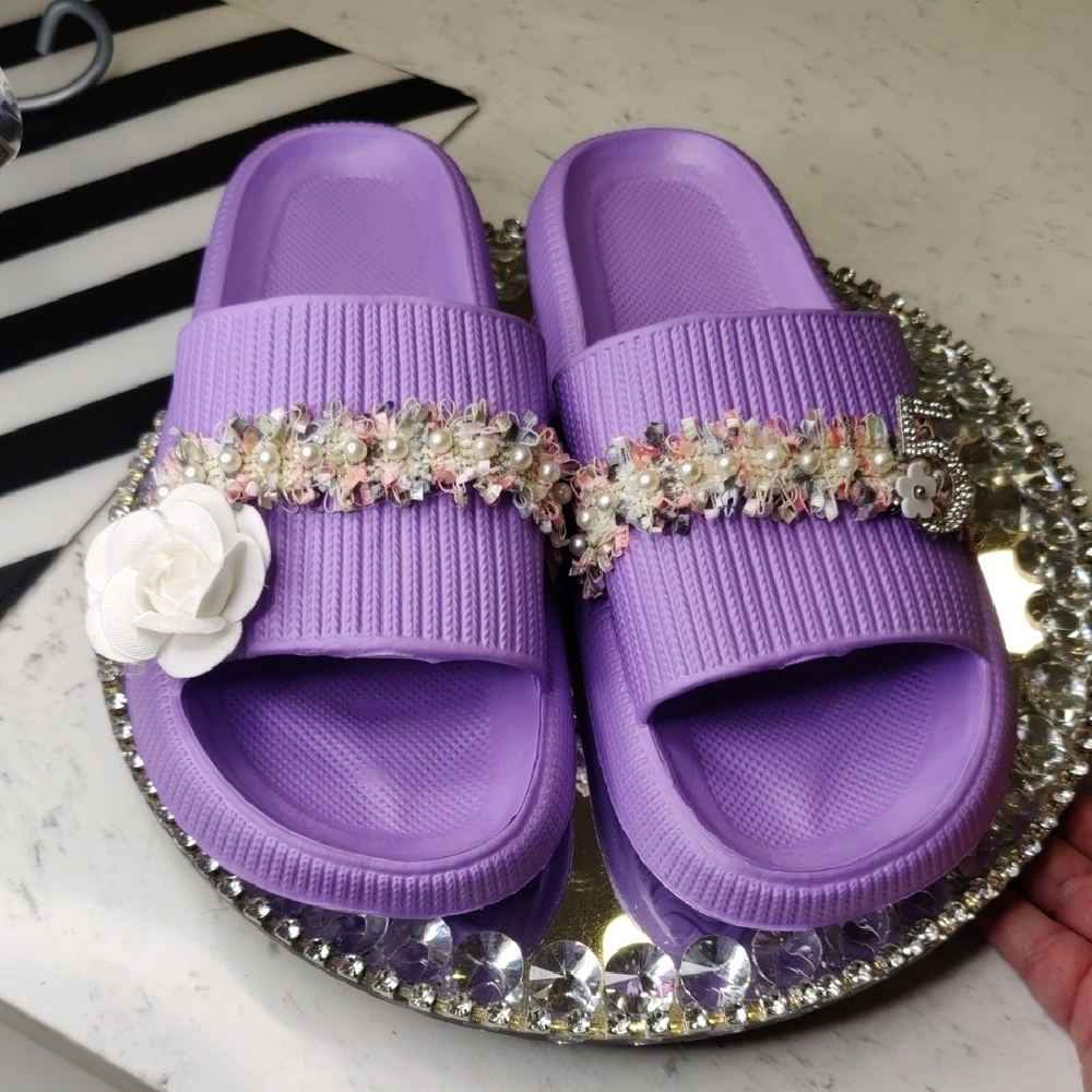 Purple Tweed Pearl Camilla Flower Slides Size 9